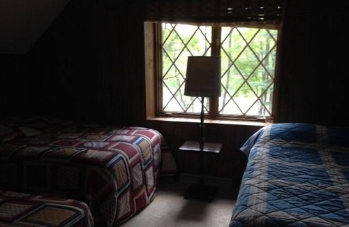 Frederic Cottage | Beautiful Family Winter Ski Cottage. Located on a private lake.