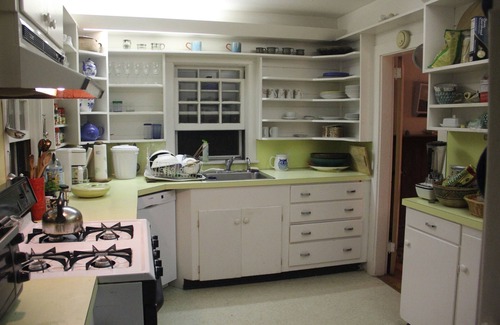 Adamsville House | Beautiful, Farm-near-the-Sea Summer House, Family Friendly