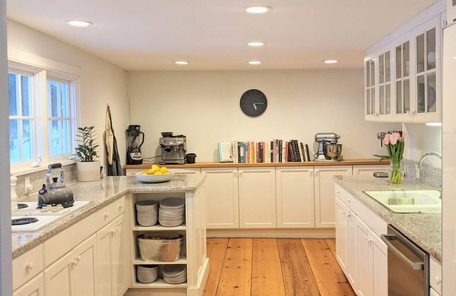 Goshen House | Beautiful Farmhouse on 14 Acres