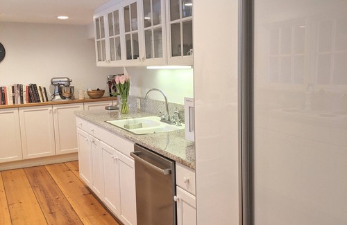 Goshen House | Beautiful Farmhouse on 14 Acres