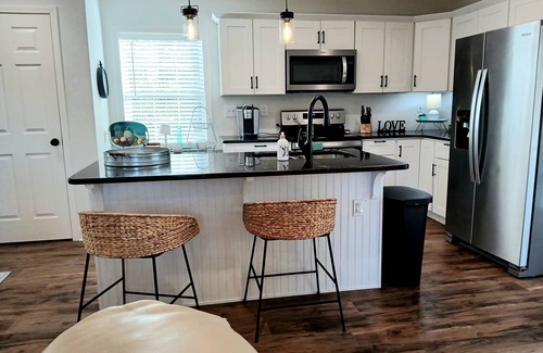 Bowling Green Cabin | Beautiful Five Star Home Bowling Green