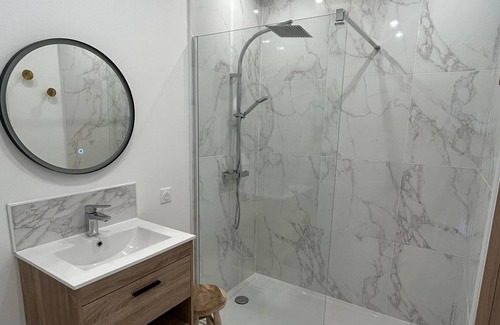 Saint-Quentin Apartment | Beautiful flat ideally located in the city