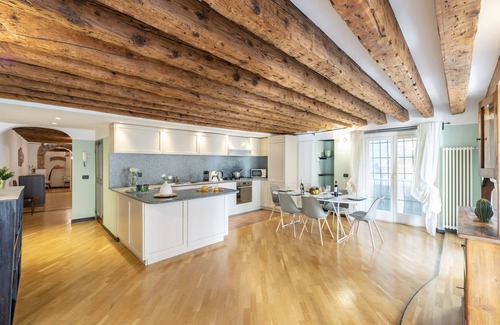 Genoa Historical Centre Apartment | Beautiful Flat In The Historic Center, Genova, Italy
