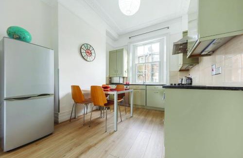 Warwick Apartment | Beautiful Flat in Westminster