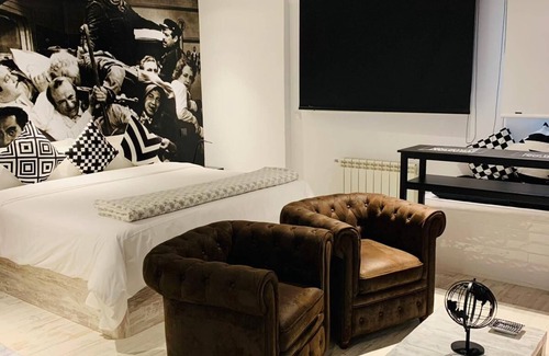 Cuatro Caminos Apartment | Beautiful Flat with king size bed in Madrid