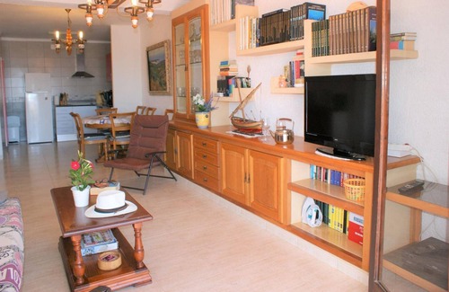 Almadraba-Canyelles Apartment | Beautiful flat with views in Roses AV-41