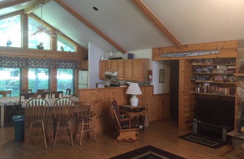 Arbor Vitae House | Beautiful Four Bedroom Lake Home In The Heart Of The Northwoods