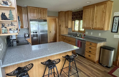 Siren Cabin | Beautiful four season chalet in northern Wisconsin Lakeshore