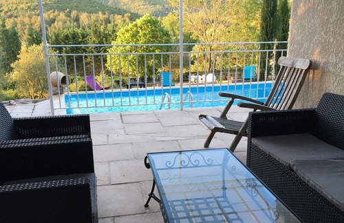 Chateauneuf-le-Rouge Villa | BEAUTIFUL VILLA WITH POOL 10 minutes from Aix en Provence