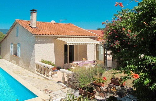 Saint-Paul-en-Foret House | Beautiful private villa for 6 people with private pool, WIFI, TV, terrace and parking