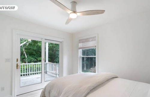 Amagansett North House | Beautiful freshly renovated Amagansett gem, very close to town and beaches!