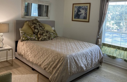 Fairhope House | Beautiful fully furnished newly renovated home in Fairhope