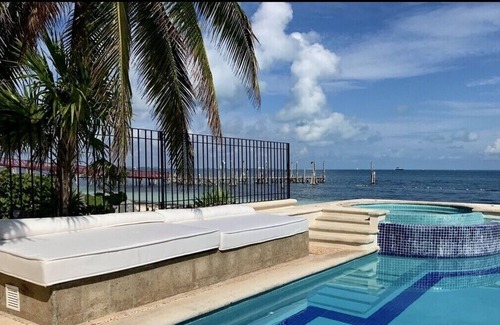La Isla Villa | BEAUTIFUL FULLY FURNISHED MEXICAN BEACHFRONT VILLA