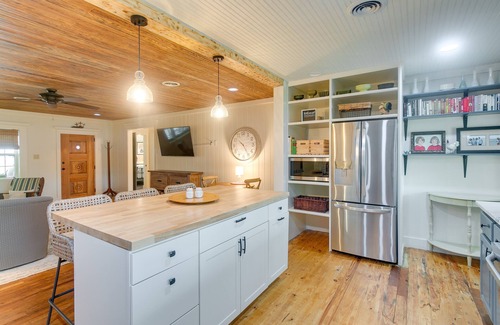 Lenox House | Beautiful Georgia Farmhouse Rental w/Patio