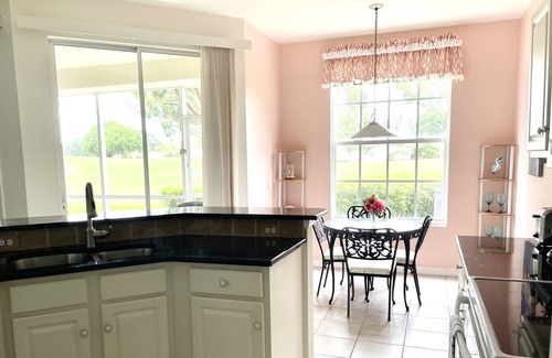 Iona Condo | Beautiful Golf Course View