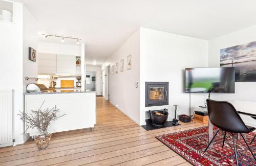 Syddjurs Kommune House | Beautiful Ground-Floor Holiday Apartment With A Sea View