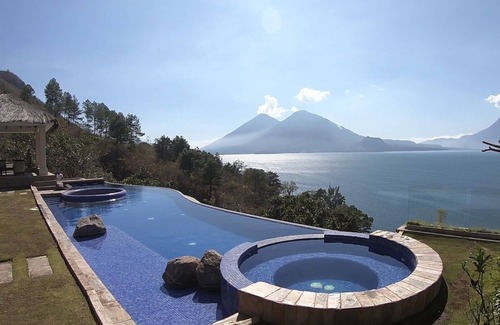 Santa Catarina Palopo House | Beautiful Atitlan Luxury Home AT020
