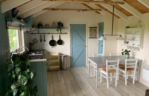 Burgerbrug Cottage | Beautiful guest house with green private garden