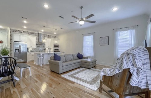 Long Beach House | Beautiful Gulf Coast Home with Pool