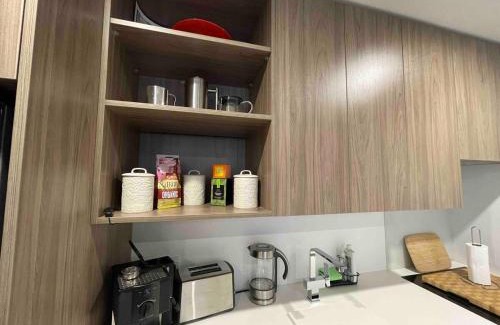 Addington Apartment | Beautiful Hagley Park view apartment in CBD