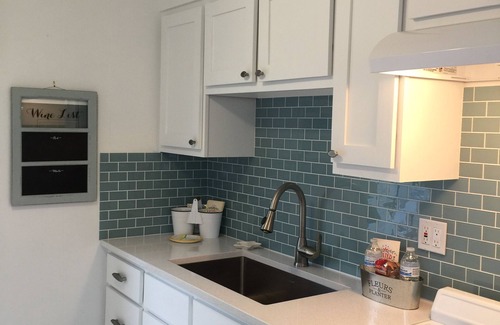 Boothbay Harbor Apartment | Beautiful Harbor Views Heart of Boothbay Harbor Downtown Village near all Piers