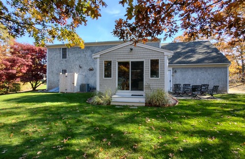 Northwest Harwich House | Beautiful Harwich 4 BR Home: Minutes to Downtown Harwichport and Beaches