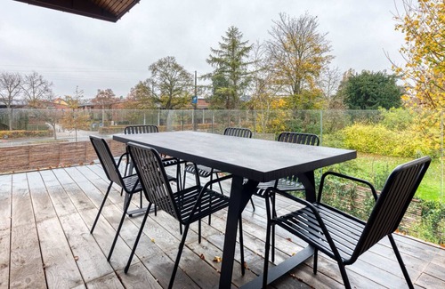 Hellerup Apartment | Beautiful Hellerup 2BR w/ Terrace, nr Svanemøllen strand, by Blueground