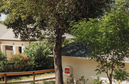 Redding Cottage | Beautiful High End Get Away Home- Visit Lassen National Park & Whiskeytown Lake