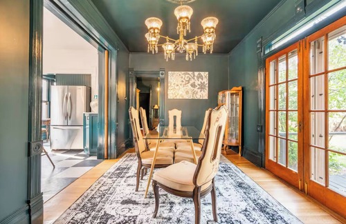 East Central House | Beautiful historic manor! 5 bed 5 baths! - 10 minutes from downtown SLC