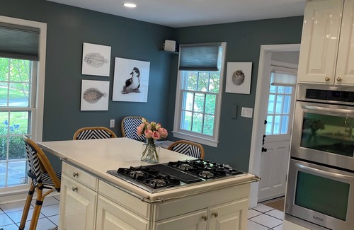 Bethesda House | Beautiful historic New England style home in quiet, residential neighborhood