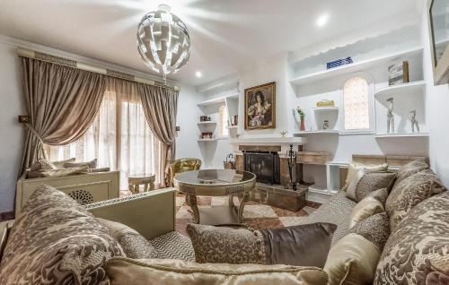 Pinos de Alhaurin House | Beautiful Home In Alhaurin De La Torre