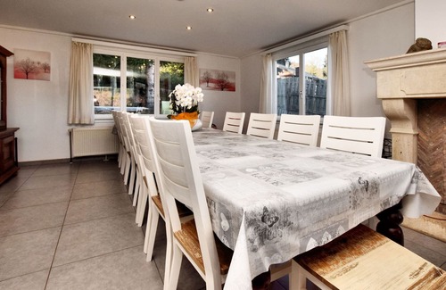 Trou de Bra House | Beautiful Holiday Home in Trou de Bra with Terrace, Garden