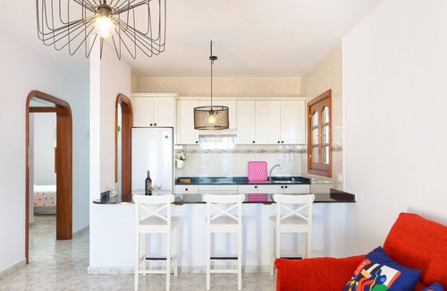 Playa Honda House | Beautiful Holiday Home "Salitre" Close to the Beach with Wi-Fi, Balcony & Terrace