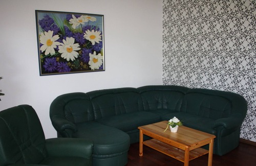 Neudorf House | Beautiful holiday home with East Frisian charm for 4 persons in a quiet location