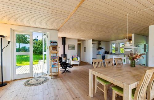 Knebel House | Beautiful Holiday Home In Mols Close To The Water