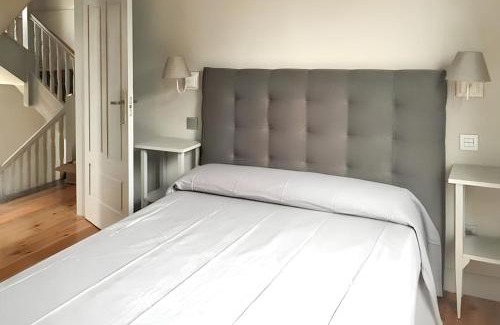 Poo House | Beautiful Holiday Home in Po de Llanes with Sea View