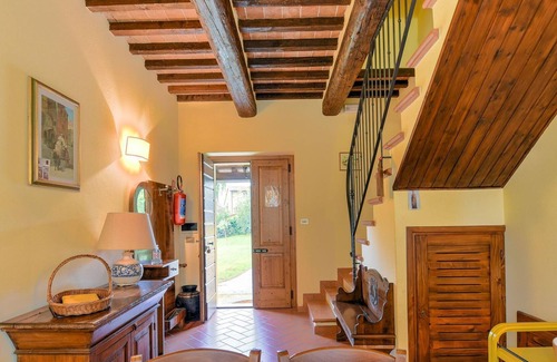 Monterchi House | Beautiful Holiday Home with Swimming Pool in Monterchi
