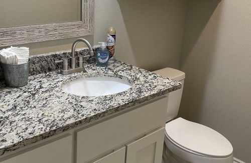 Springdale House | Beautiful Home Fully Equipped, sleeps 8.