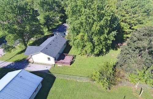 Clarksville House | Beautiful home in a nice place