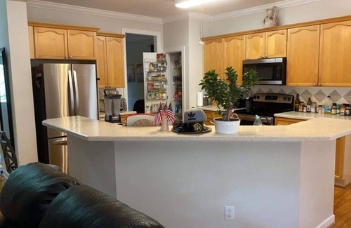 Ballantyne House | Beautiful home in a safe neighborhood