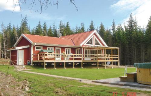 Annerstad House | Beautiful Home In Annerstad With Sauna