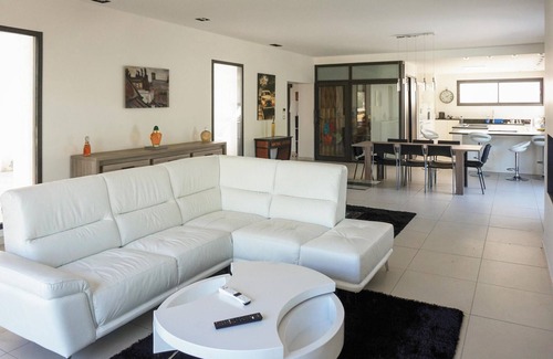 Beziers House | Beautiful home in Beziers with WiFi