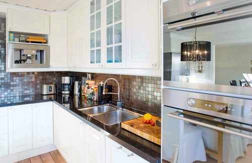 Dalsjofors House | Beautiful home in Dalsjöfors with sauna