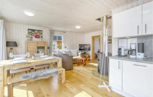 Wandlitz House | Beautiful Home In Zerpenschleuse
