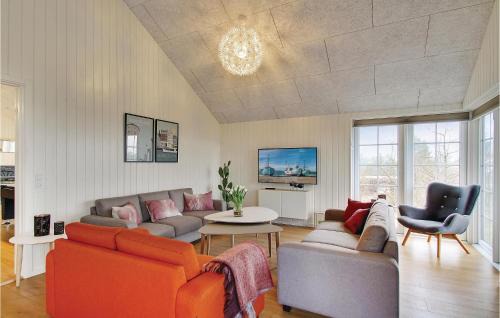 Syddjurs Kommune House | Beautiful Home In Ebeltoft With Sauna