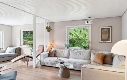 Fredensborg House | Beautiful Home In Fredensborg With Wifi