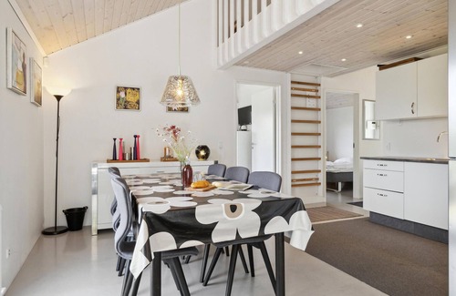 Hojby House | Beautiful home in Højby