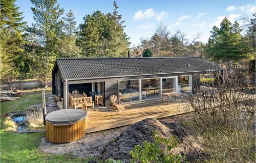 Hojby House | Beautiful Home In Højby With Sauna
