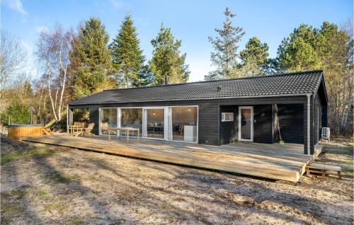 Hojby House | Beautiful Home In Højby With Sauna