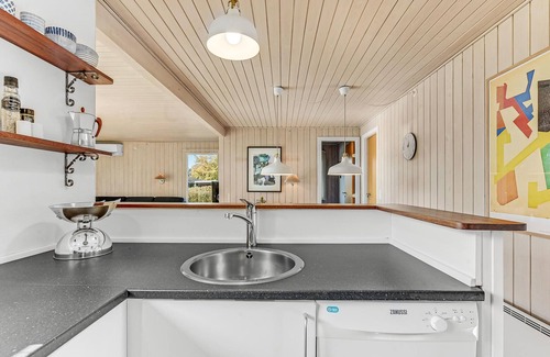 Hejsager Strand House | Beautiful home in Haderslev with WiFi